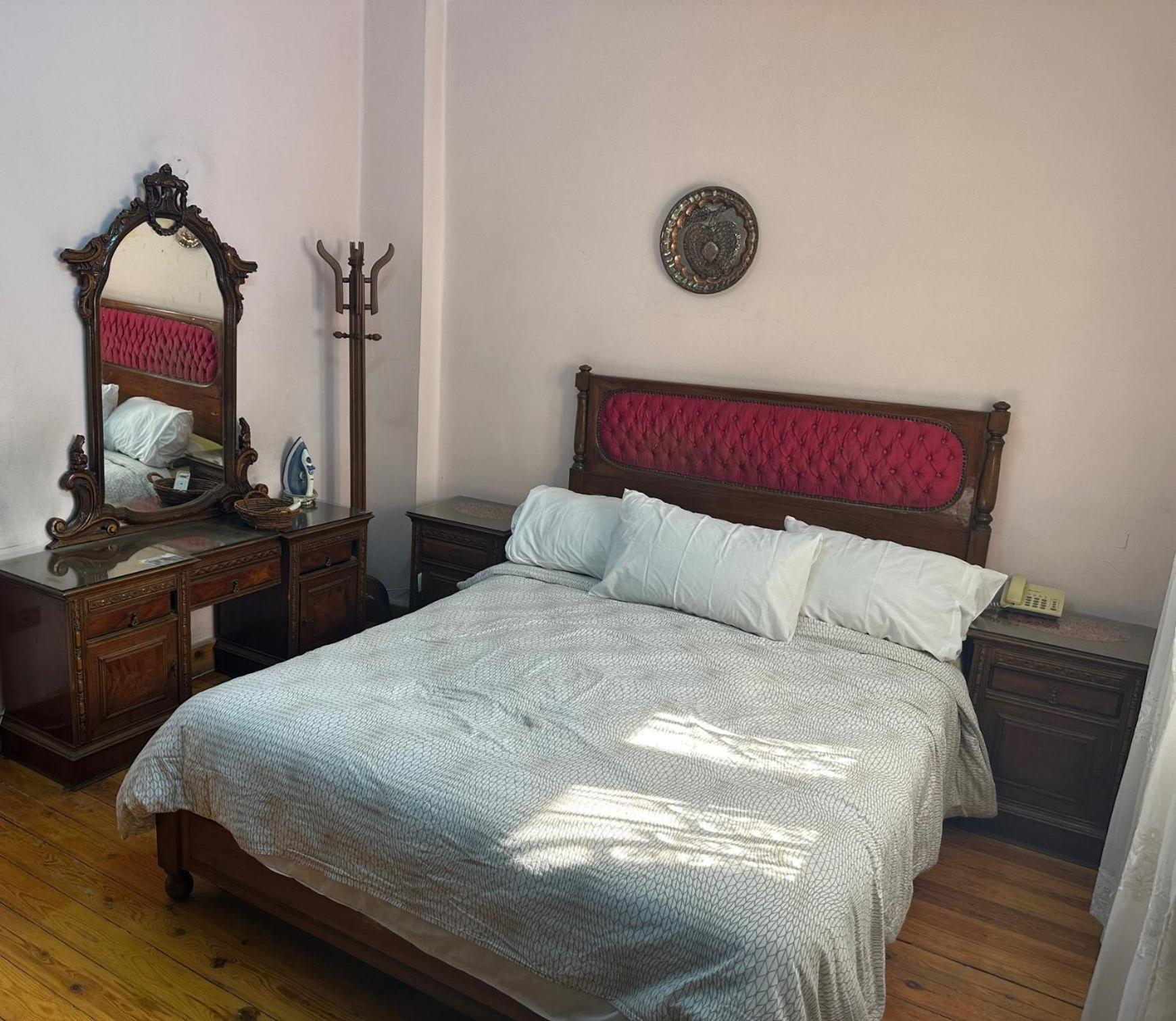 Spacious 3 Bedroom *